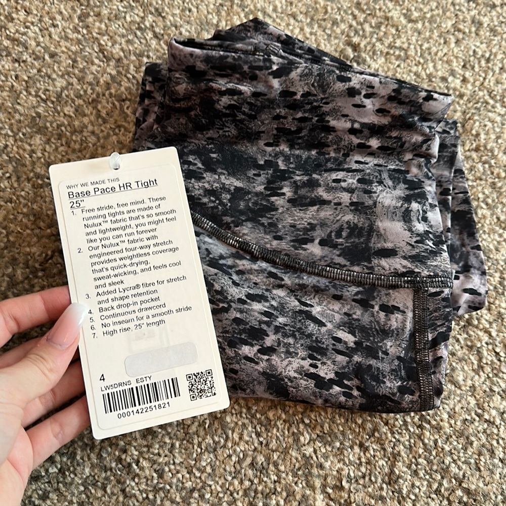 BRAND NEW lululemon pants